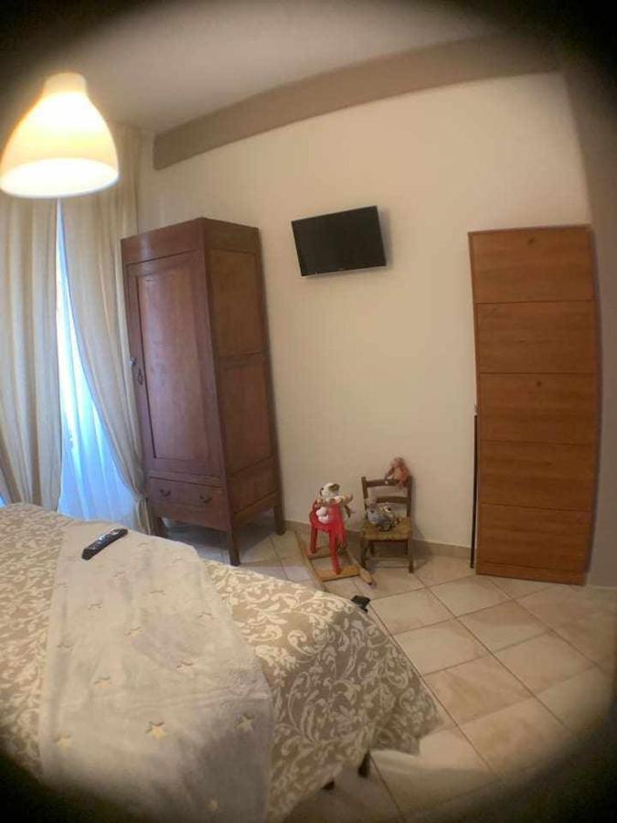 Appartamento Sul Porto Неттуно Экстерьер фото